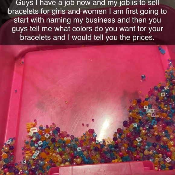 Bracelets - Picture 1 of 2